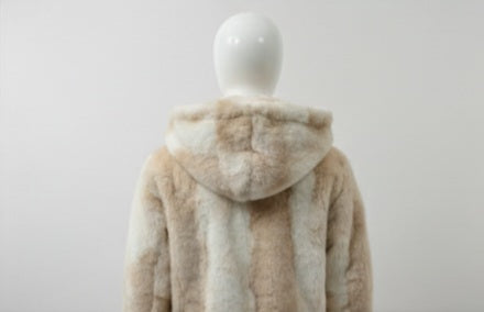 लक्ज़री बेज ब्राउन फर-लाइनिंग विंटर जैकेट (ज़िप-लेस) -